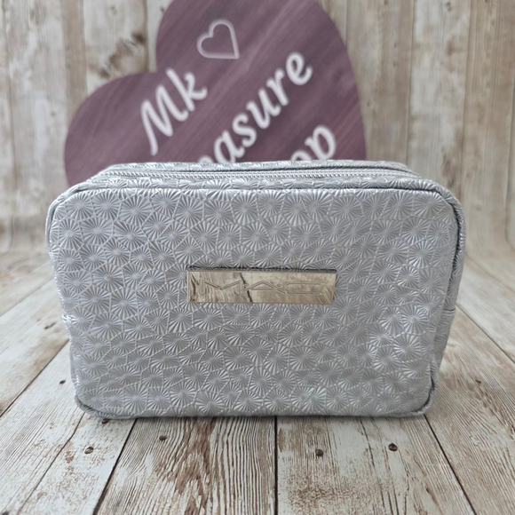 Women's MAC Silver Cosmetic Bag Small - Picture 1 of 8